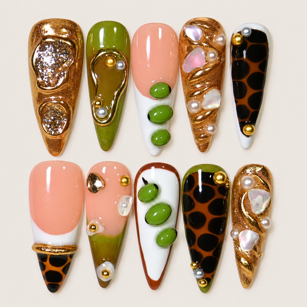 Golden Jewels - Gold Tones Leopard Print Press-On Nails