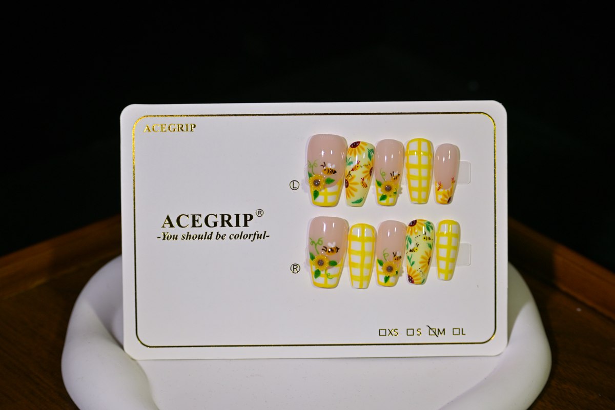 ACEGRIP Blush Sunflowers, style DC6010, original product photograph