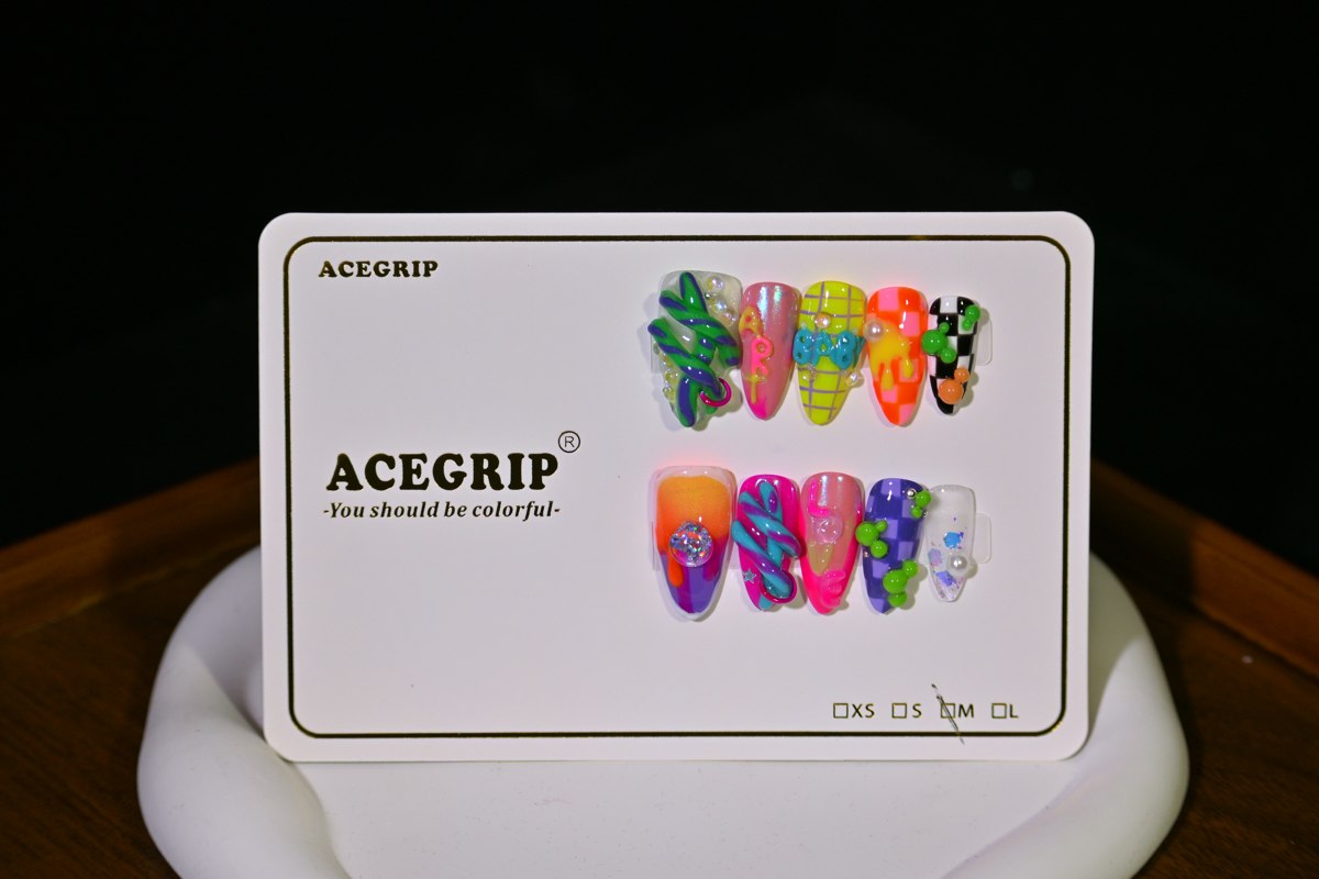 ACEGRIP Lime Checks, style DC6024, original product photograph