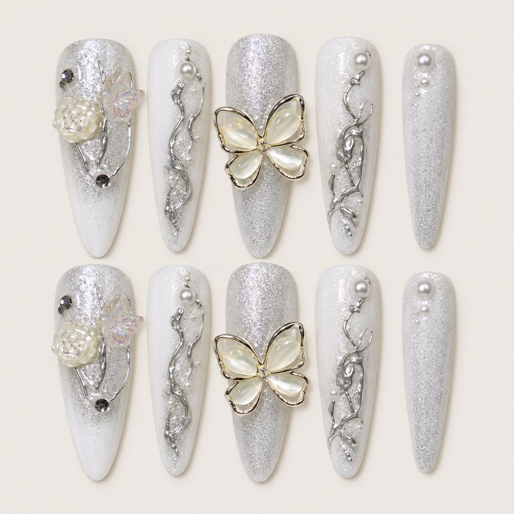 Ivory Butterfly - White Butterfly & Chain Press-On Nails