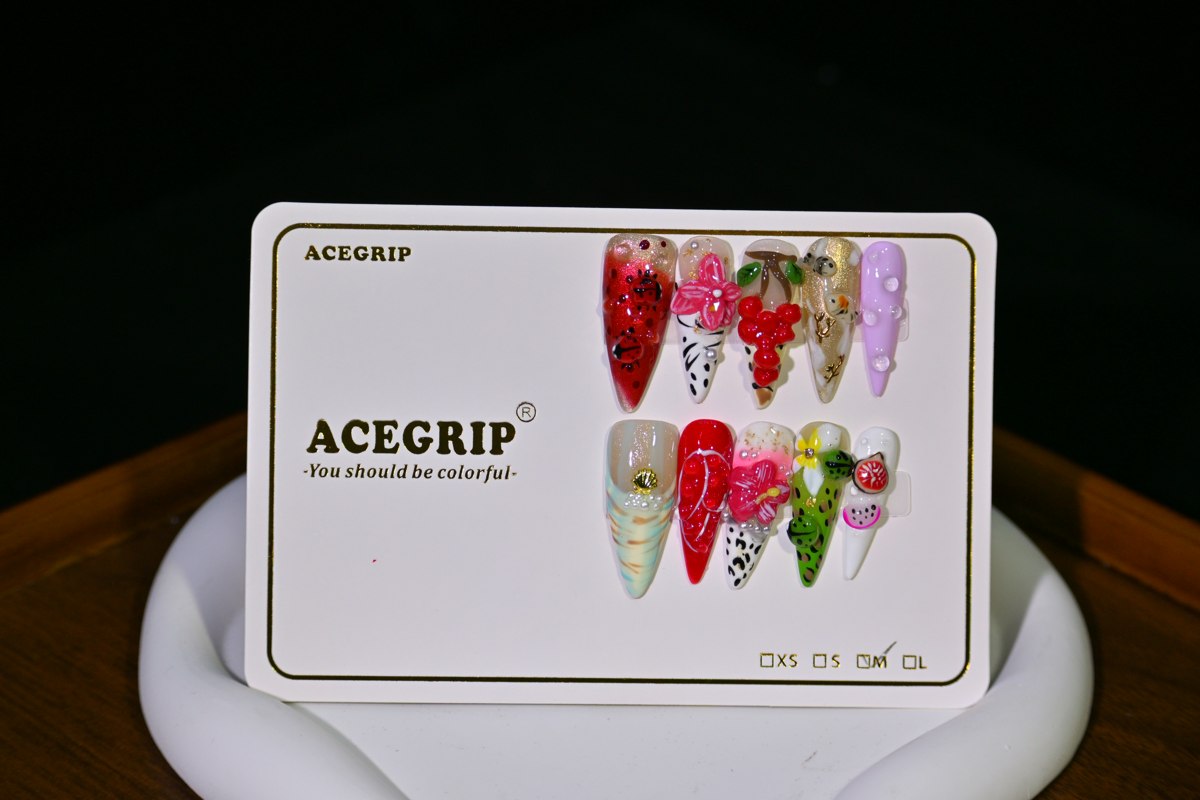 ACEGRIP Scarlet Berry Petals, style FD9007, original product photograph