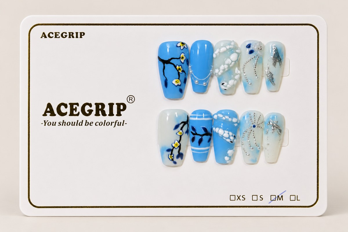 ACEGRIP Azure Floral, style FD9032, complete 10-nail set on its presentation card