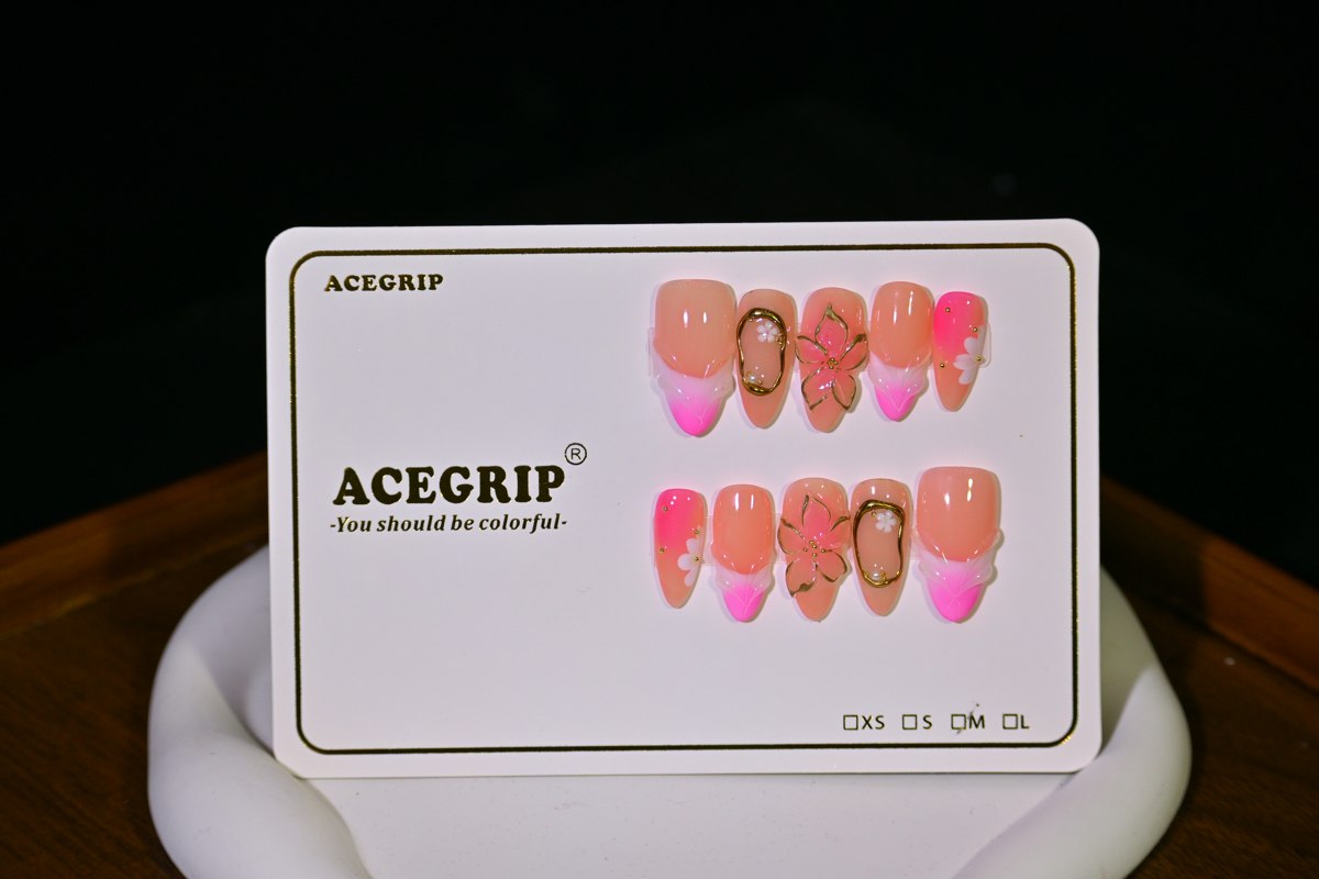 ACEGRIP Blush Bloom Cameo, style HM5028, original product photograph