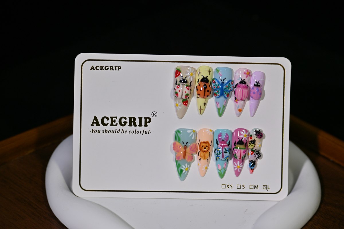 ACEGRIP Ivory Insect Garden, style JH13013, original product photograph