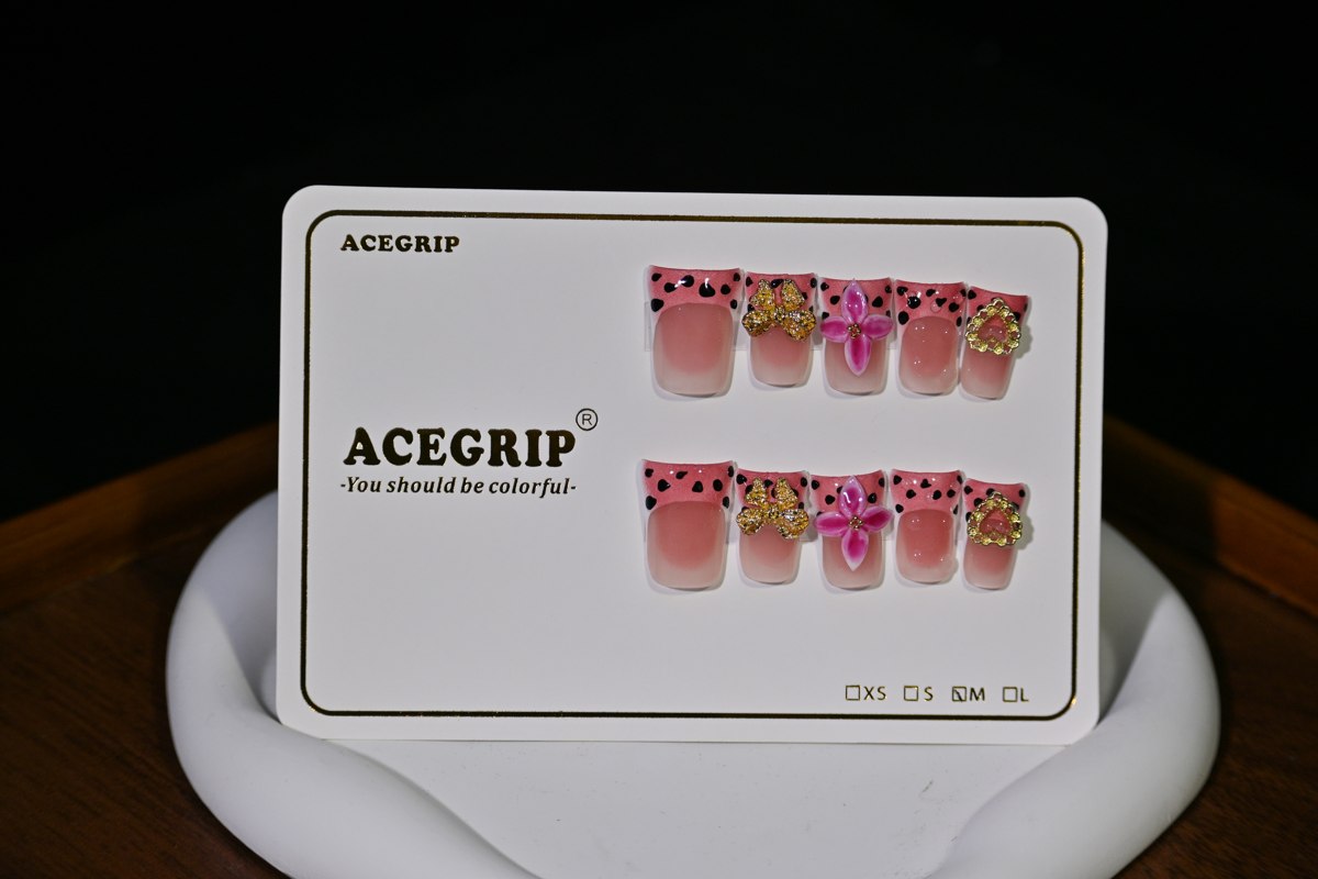 ACEGRIP Rose Petal Hearts, style XH3024, original product photograph