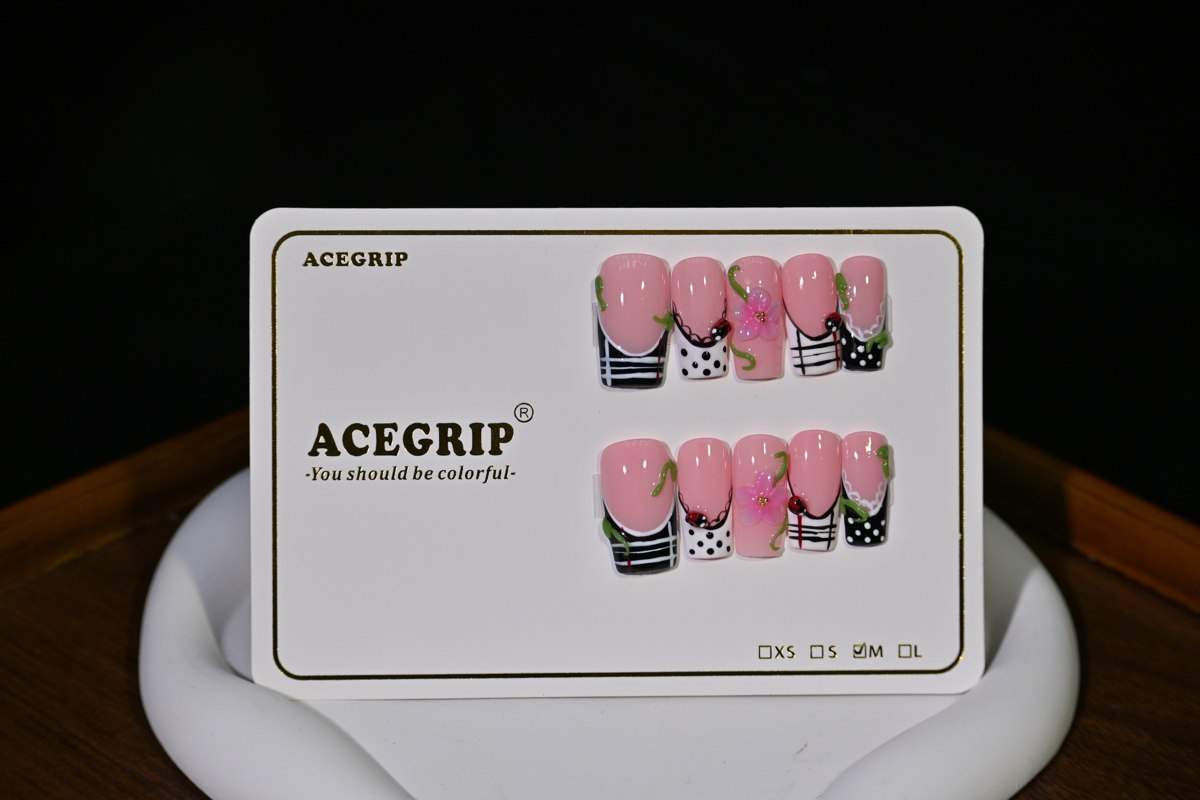 ACEGRIP Rose Petal Ladybug, style XQ2002, original product photograph